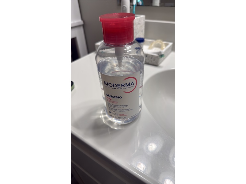 Bioderma Sensibio H2O Micellar Water Makeup Remover, 16.7 fl oz/500 mL