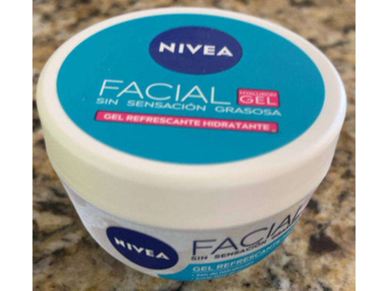Nivea Refreshing Facial Gel with Hyaluronic Acid, 100 mL