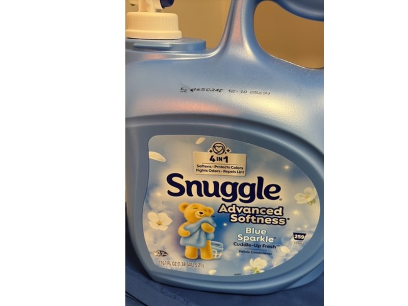 Snuggle Advanced Softness Fabric Conditioner, Blue Sparkle, 259 Loads, 17.6 fl oz/5.21 L
