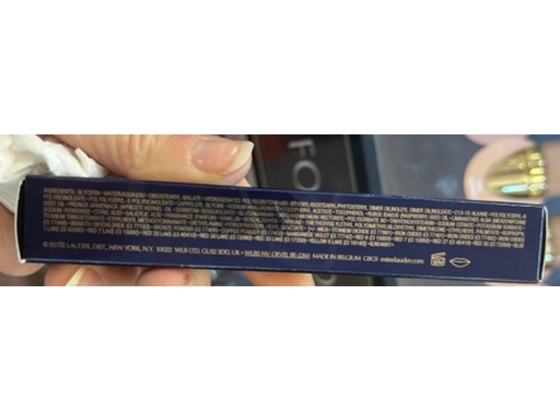 Estee Lauder Glossy Pout Lip Oil, Strawberry Milk, 0.2 fl oz/6 mL