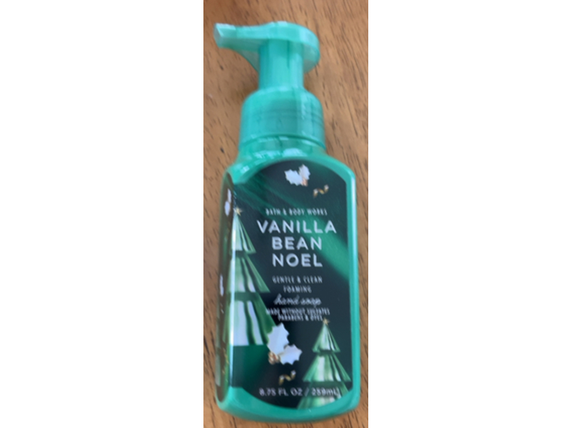 Bath & Body Works Gentle & Clean Foaming Hand Soap, Vanilla Bean Noel, 8.75 fl oz/259 mL