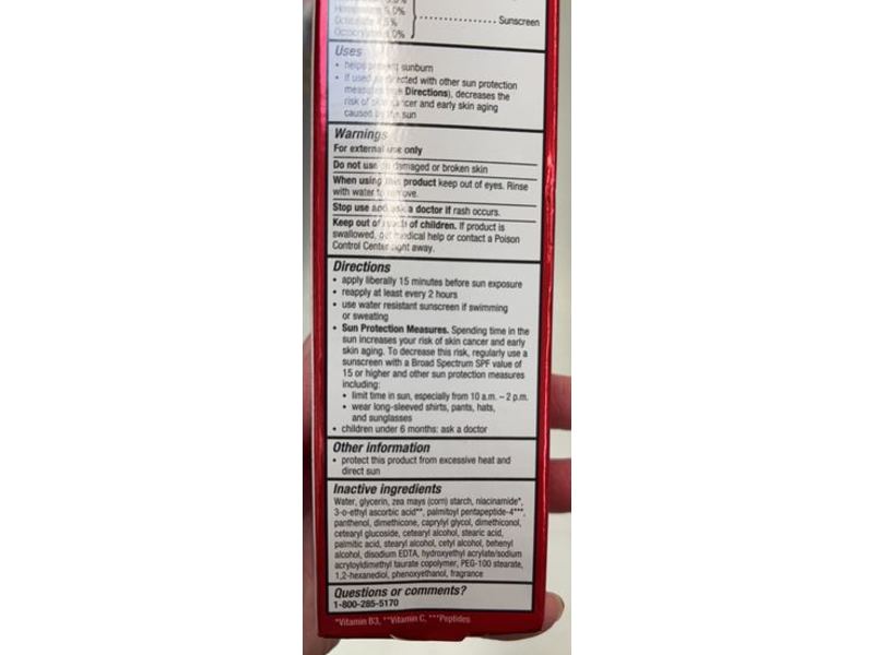 Olay Regenerist Hydrating Moisturizer Sunscreen, Vitamin C + Peptide 24 SPF 30, 1.7 fl oz/50 mL