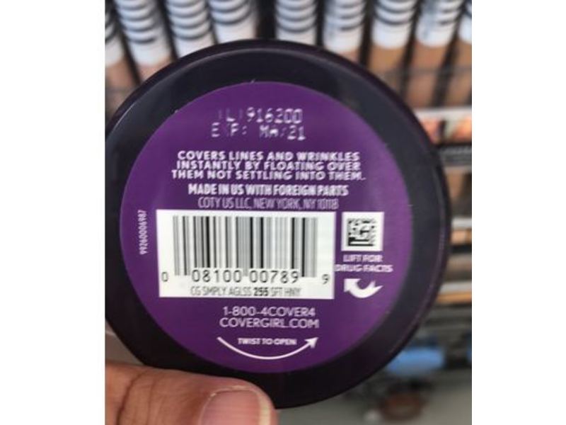 Covergirl + Olay Simply Ageless Instant Wrinkle Defying Foundation, 255 Soft Honey, 0.4 oz/12 g