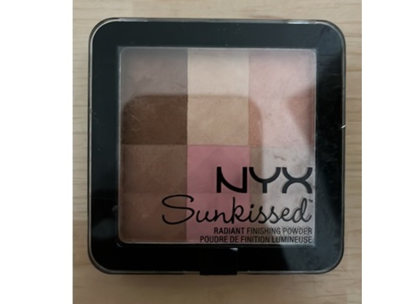 Nyx Professional Makeup Radiant Finishing Powder, 02 Sunkissed, 0.43 oz/12 g