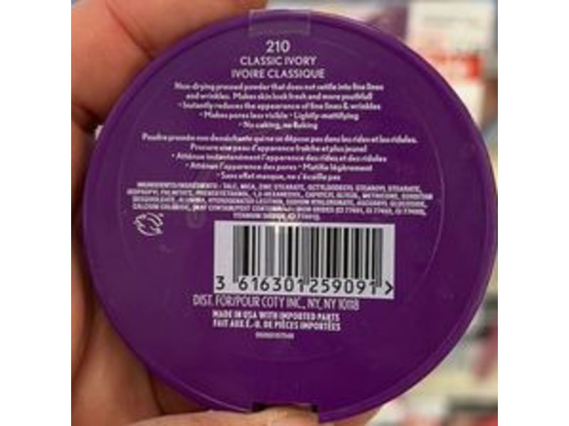 Covergirl Simply Ageless Instant Wrinkle Blurring Pressed Powder, Classic Ivory, 0.39 oz/11 g