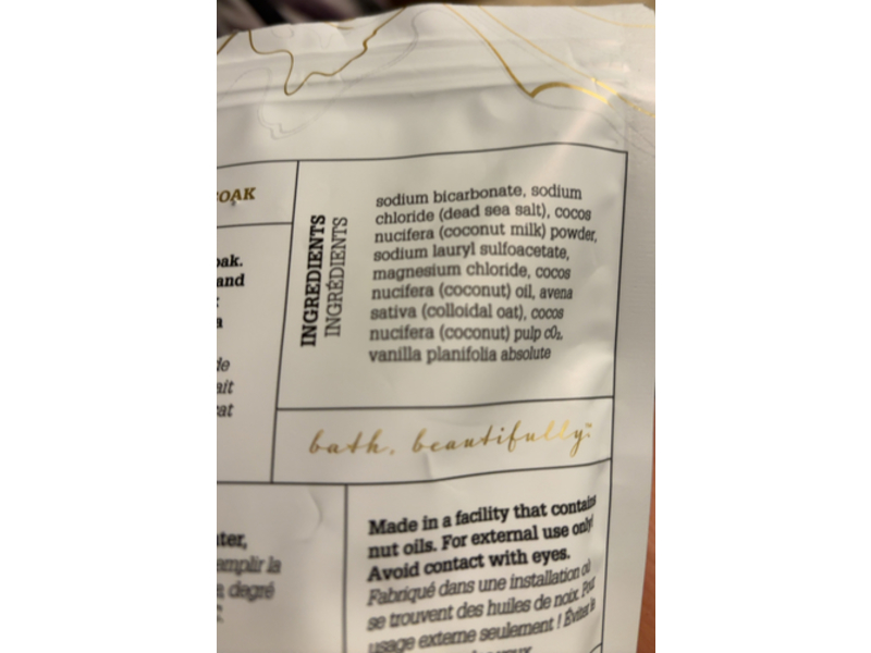 Bathorium Milk Mineral Bath Soak, Coconut+Madagascai Vanilla, 23 oz/650 g