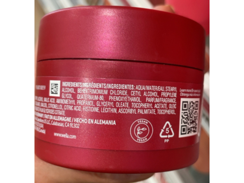 Wella Professionals Ultimate Repair Mask, Aha & Omega-9, 5 fl oz/150 mL