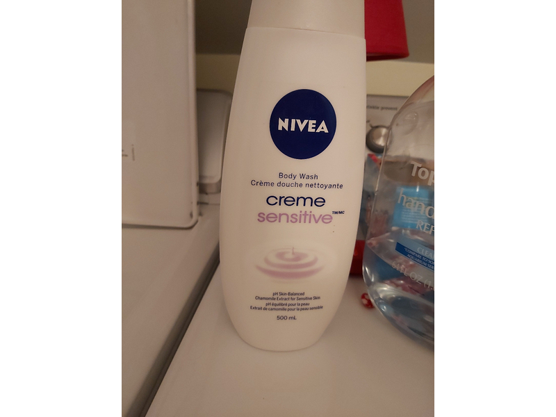 Nivea Creme Sensitive Body Wash, 500 mL