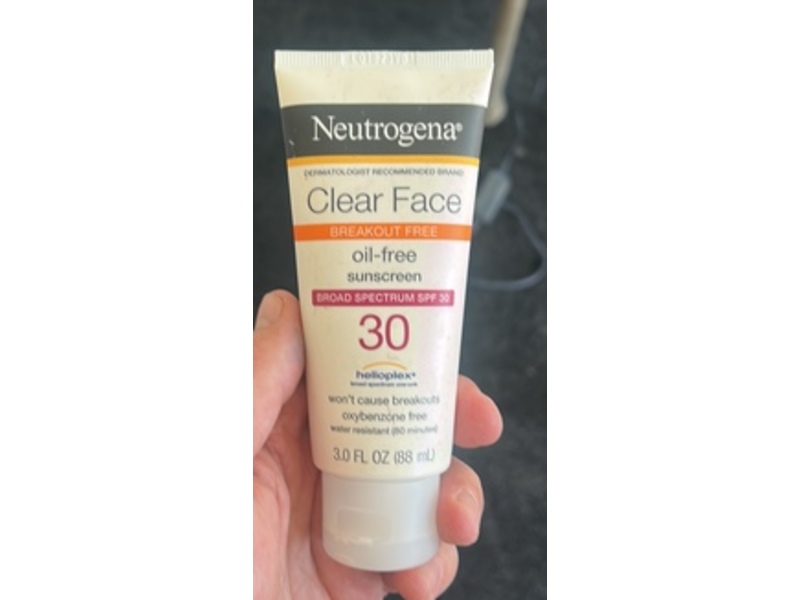 Neutrogena Clear Face Sunscreen, SPF 30, 3 fl oz/88 mL
