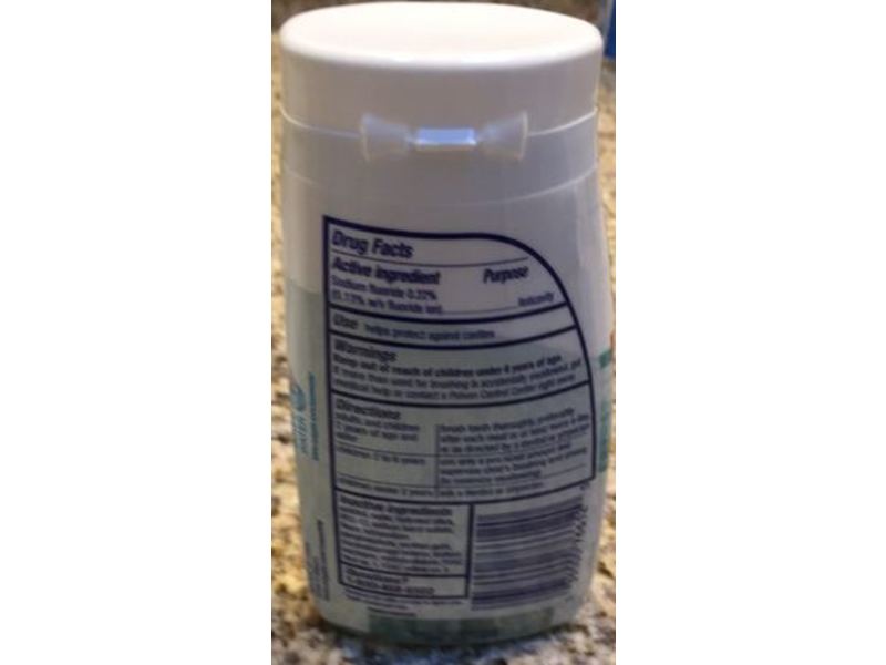 Colgate Max White Toothpaste, Crystal Min, 4.6 oz/130 g, Pack Of 2