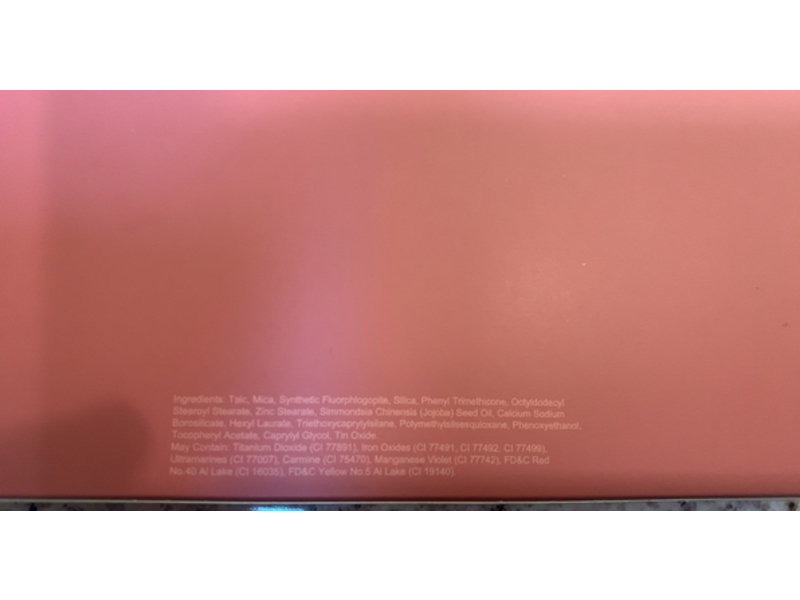 Violet Voss Berries N' Cream Dreams Velvety Eye Shadows Pallete