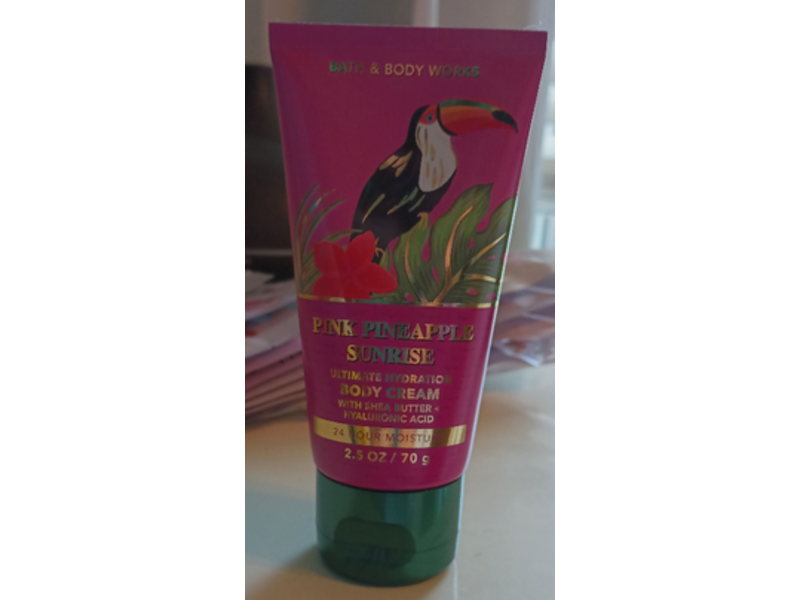 Bath & Body Works Ultimate Hydration Body Cream, Pink Pineapple Sunrise, 2.5 oz/70 g