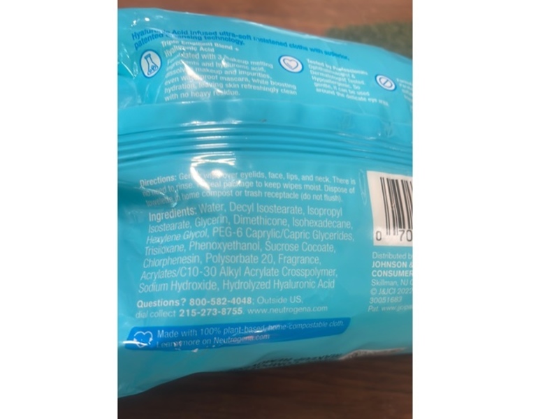 Neutrogena Hydro Boost Ultra Soft Cleansing Towelettes, 25 Count, Pack Of 2