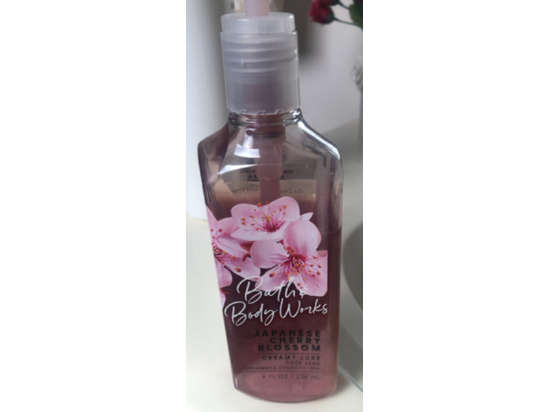 Bath & Body Works Japanese Creamy Luxe Hand Soap, Cherry Blossom, 8 fl oz/236 mL