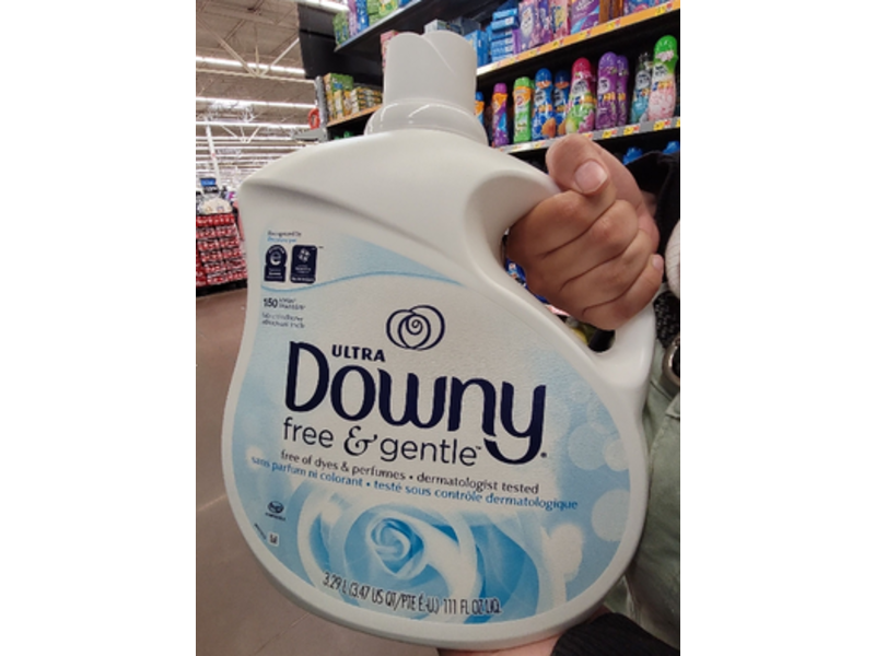 Downy Ultra Liquid Fabric Softener, Free & Gentle, 150 Loads, 111 fl oz/3.29 L