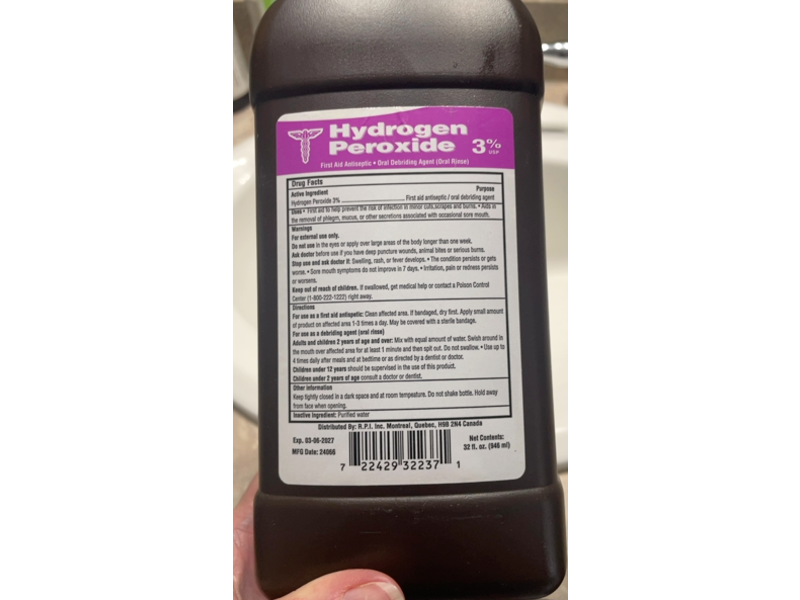 R.P.I First Aid Antiseptic, Hydrogen Peroxide 3%, 32 fl oz/946 mL
