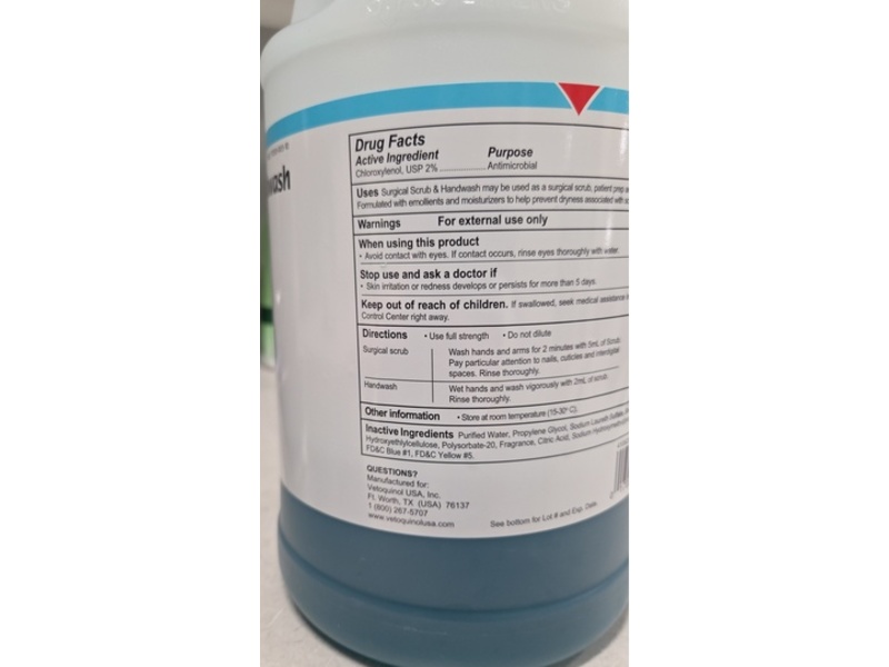 Vetoquinol Surgical Scrub & Handwash, 2% Chloroxylenol, 3.79 L