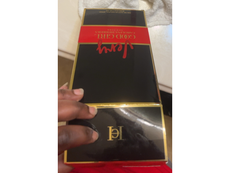 Carolina Herrera Eau De Parfum Spray, Very Good Girl, 2.7 oz/80 mL