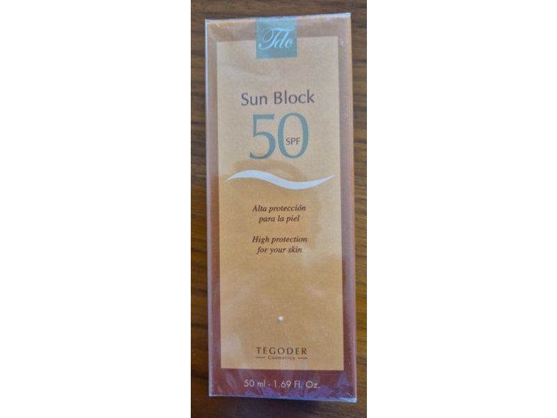 Tegoder Cosmetics Sun Black Sunscreen, SPF 50, 1.69 fl oz/50 mL