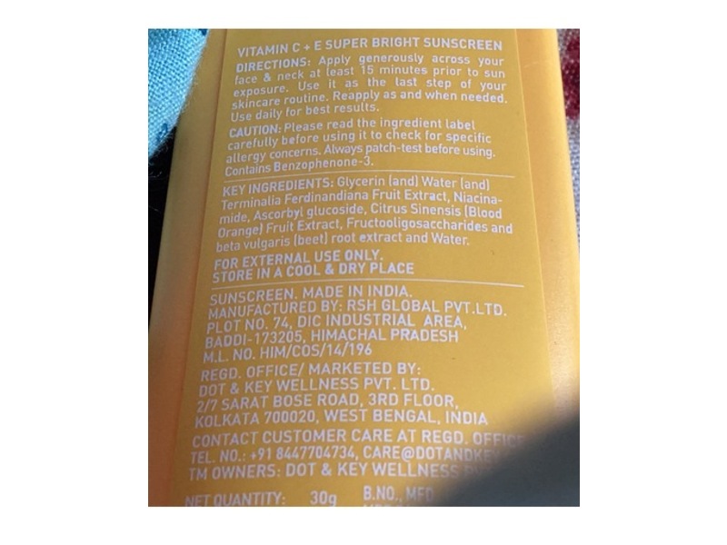 Dot And Key Vitamin C + E Super Bright Sunscreen, SPF 50+ PA++++ Siclian Blood Orange, 30 g