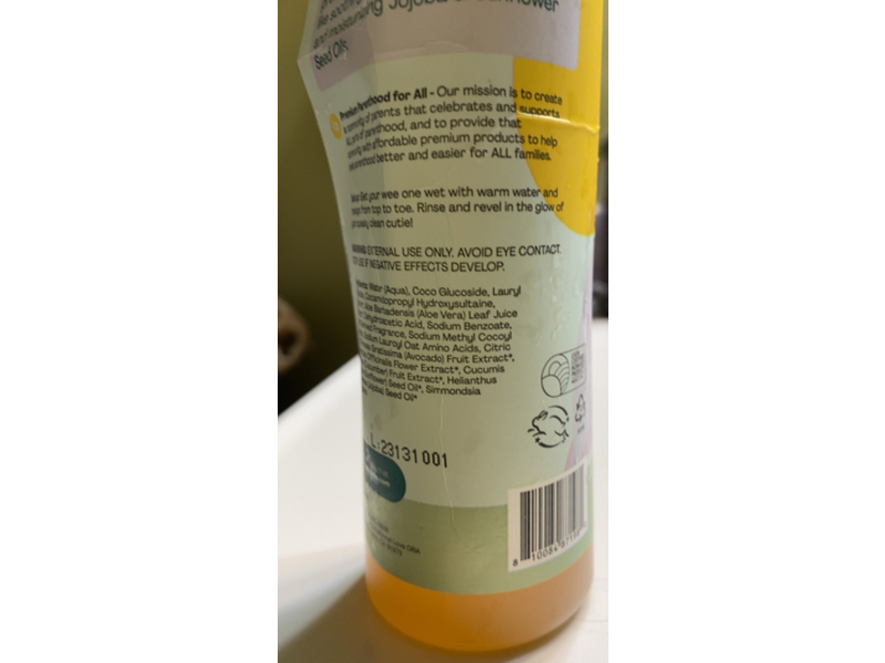 Hello Bello Premium Baby Shampoo & Wash, Cozy Chamomile, 10 fl oz/296 mL