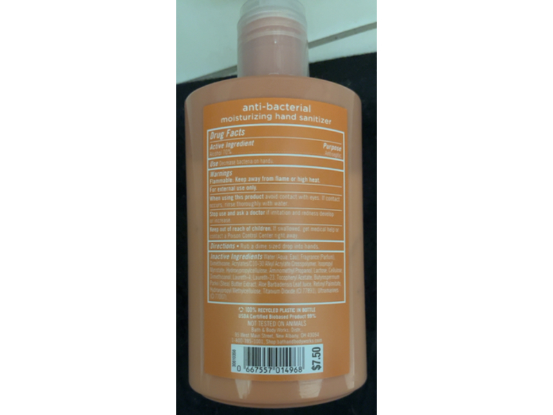 Bath & Body Works Anti - Bacterial Moisturizing Hand Sanitizer, Sweet Cinnamon & Pumpkin, 7.6 fl oz/225 mL