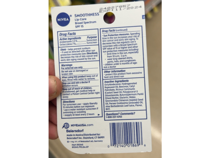 Nivea Smoothness Lip Balm, Enriched, Avocado & Jojoba, 0.17 oz/4.8 g, Dual Pack