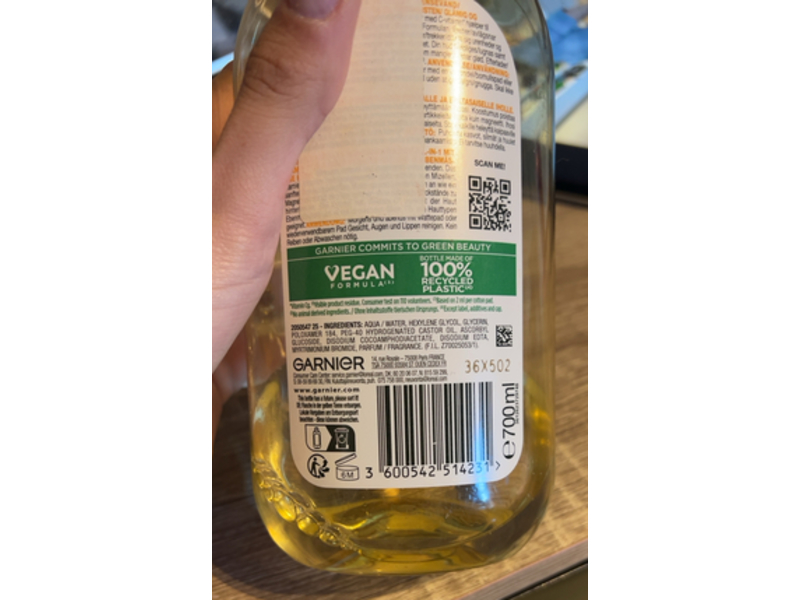 Garnier SkinActive All-In-1 Micellar Cleansing Water, Vitamin C, 700 mL