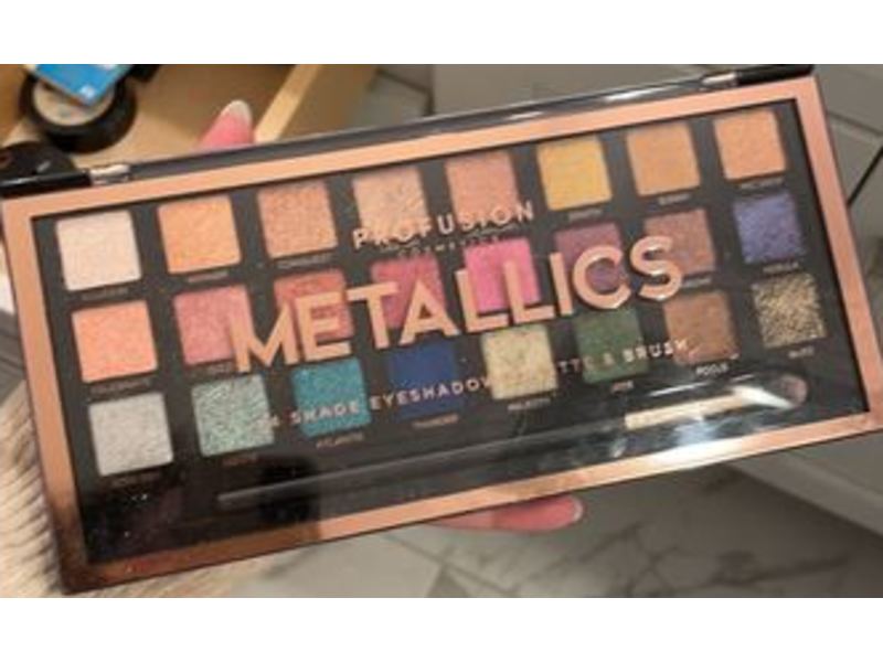 Profusion Metallics Eyeshadow Palette & Brush, 1.3 g