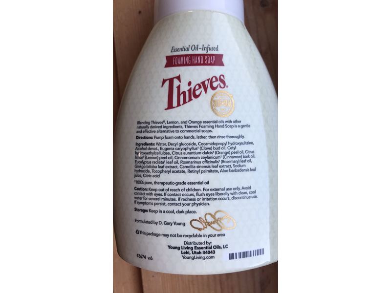 Young Living Thieves Foaming Hand Soap, Lemon Essential Oil, 8 fl oz/236.5 ml, Pack Of 3