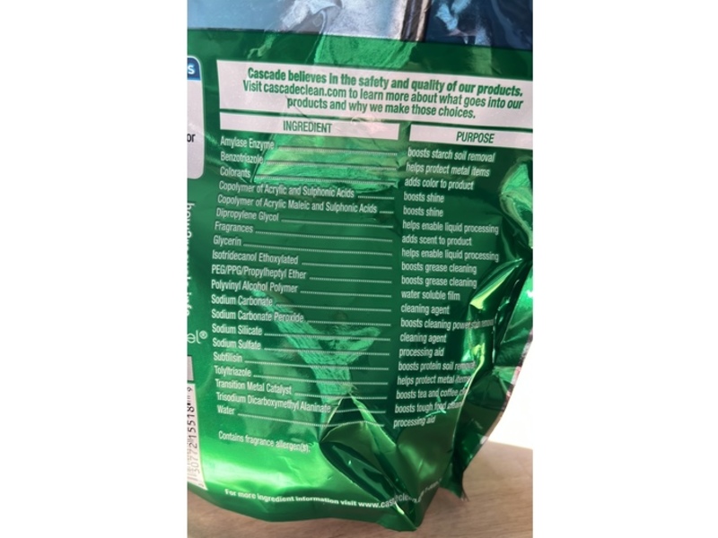 Cascade Complete Dishwasher Pods, Fresh Scent, 17.6 fl oz/501 g, 33 Count