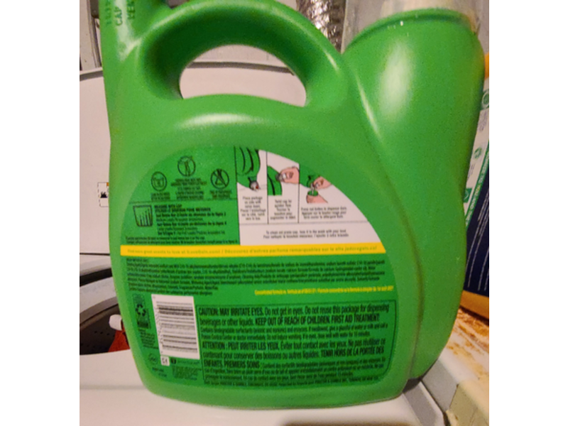 Gain + Aroma Boost Liquid Laundry Detergent, Blissful Breeze, 32 Loads, 138 fl oz/4.08 L