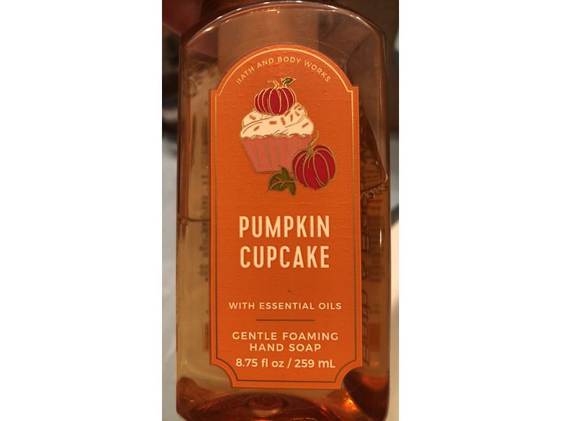 Bath and Body Works White Barn Candle Company Gentle Foaming Hand Soap 8.75 fl oz