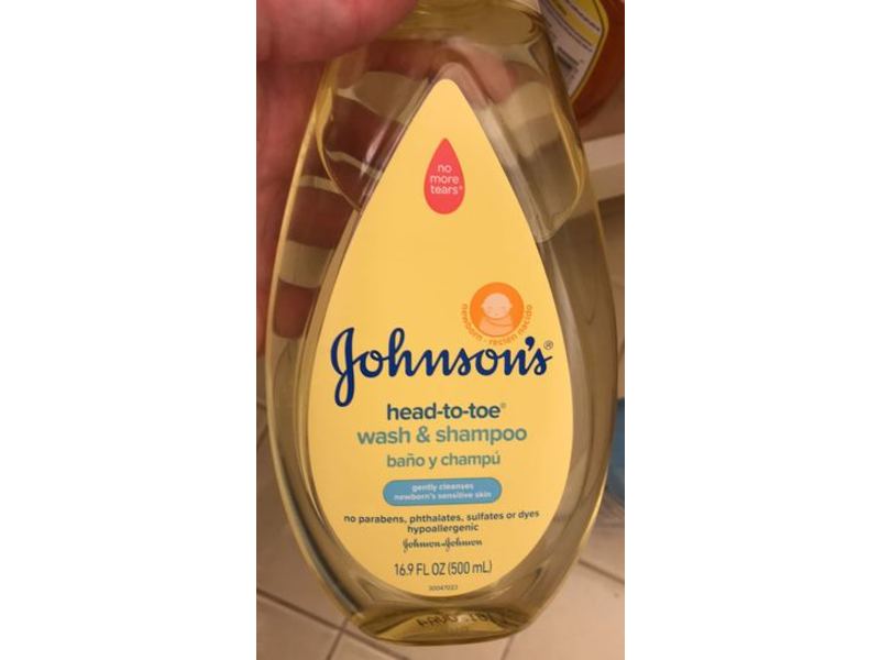 Johnson's Head-To-Toe Wash & Shampoo, 16.9 fl oz/500 mL, Pack Of 3