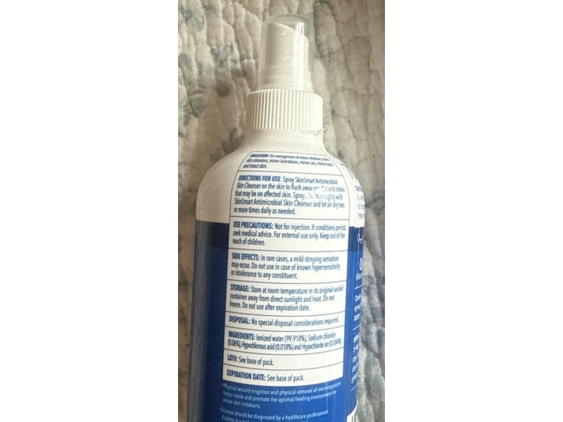 SkinSmart Antimicrobial Eczema Therapy Cleanser, 8 fl oz/236 mL