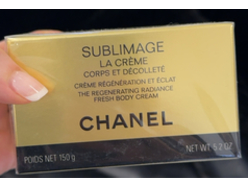 Chanel Sublimage La Creme Corps Et Decollete Body Cream 5.2 oz/150 g
