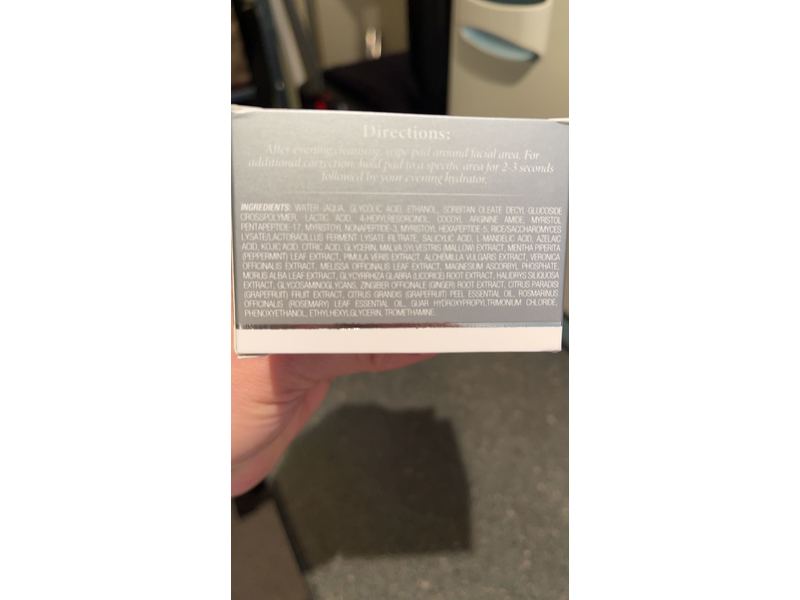 Lira Clinical Pro Anti-Aging Pads 1 oz / 28.3 gm, 25 pads