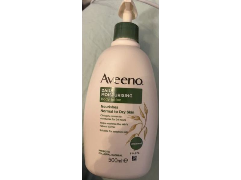 Aveeno Daily Moisturising Body Lotion, 500 mL