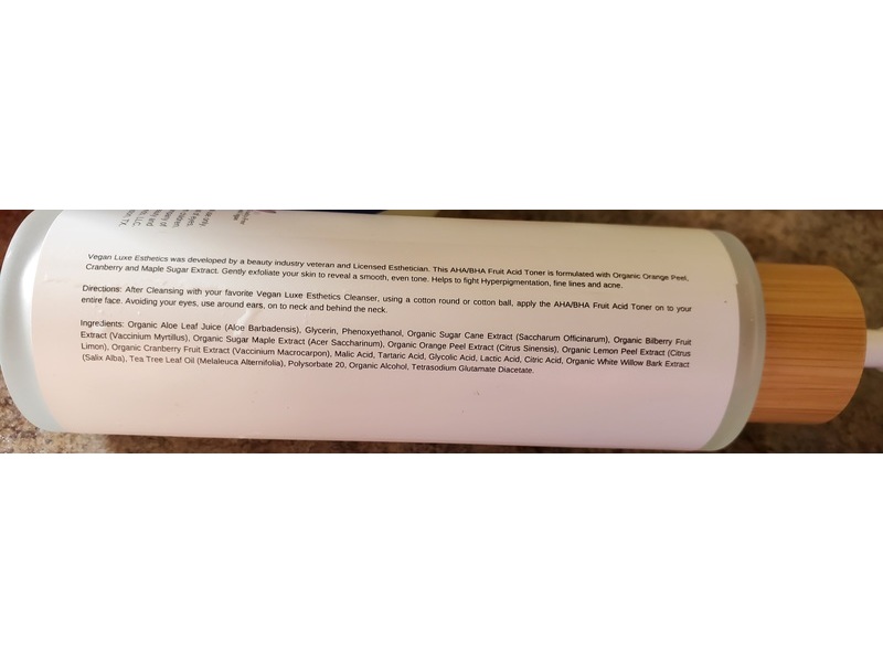 Vegan Luxe Esthetics AHA/BHA Fruit Acid Toner, 4 fl oz/120 mL