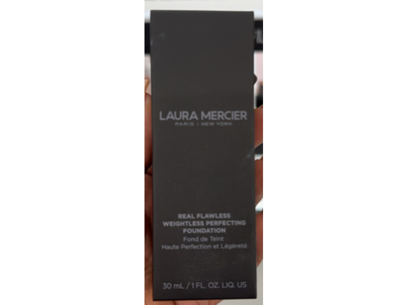 Laura Mercier Real Flawless Weightless Perfecting Foundation, 6W1 Ganache, 1 fl oz/30 mL