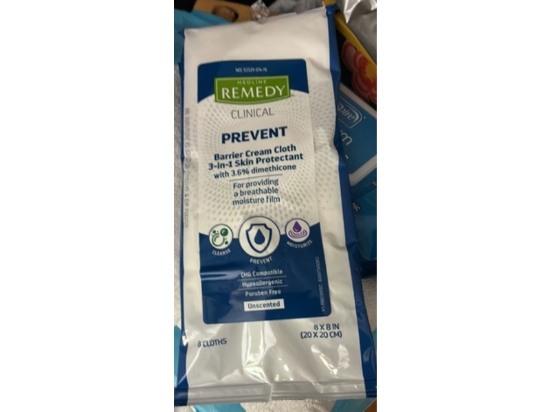 Medline Remedy Clinical Prevent Barrier Cream Cloth 3-In-1 Skin Protectant, Unscented, 8 Count