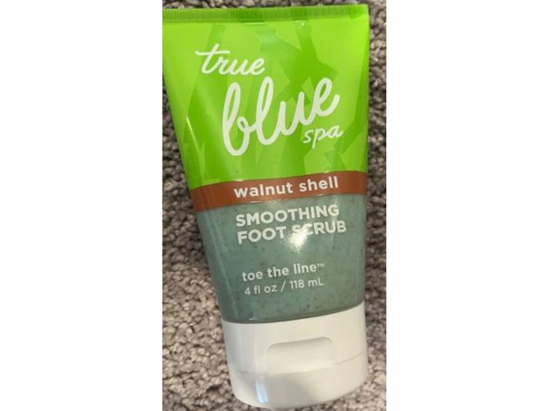 Bath and Body Works True Blue Spa Smoothing Foot Scrub, Walnut Shell, 4 fl oz/118 mL