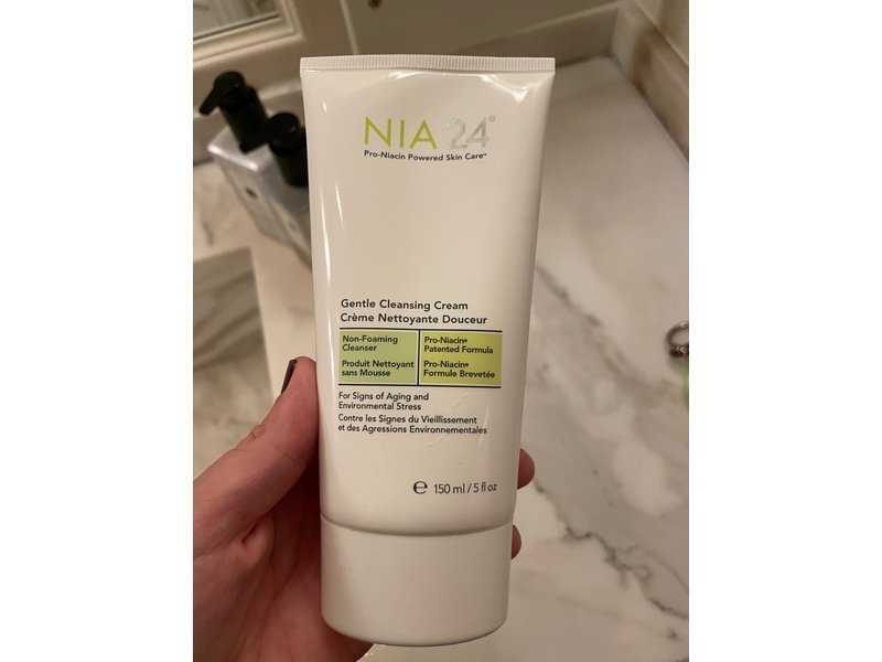 Nia 24 Gentle Cleansing Cream, 5 fl oz/148 mL