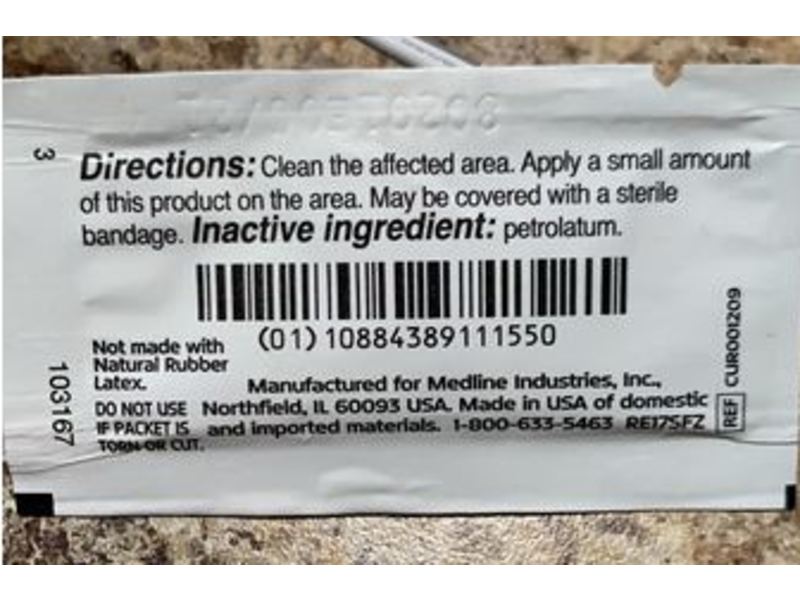 Curad Triple Antibiotic Ointment, 0.03 oz/0.9 g