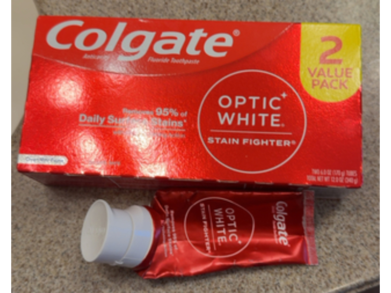 Colgate Optic White Stain Fighter Toothpaste, Clean Mint, 6.0 oz/170 g, Pack Of 2