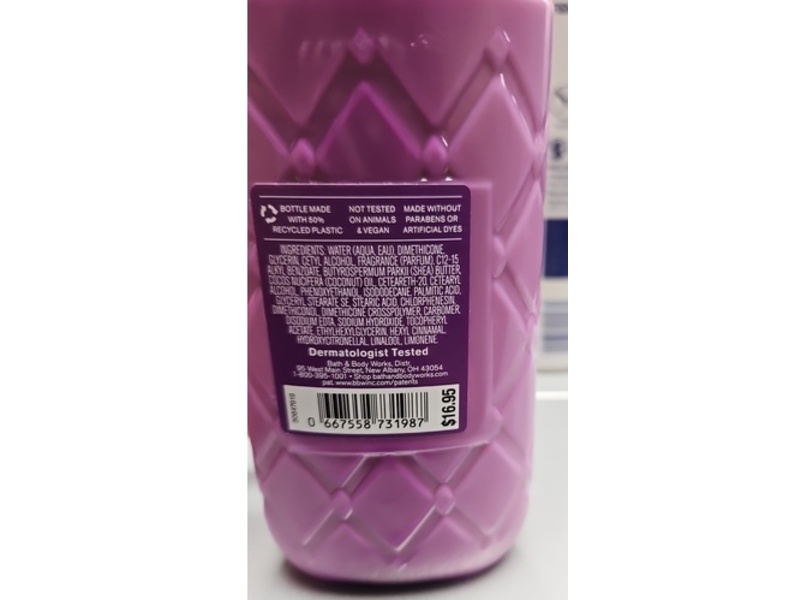 Bath & Body Works Dark Kiss Body Lotion, Shea Butter & Coconut Oil, 8 fl oz/236 mL