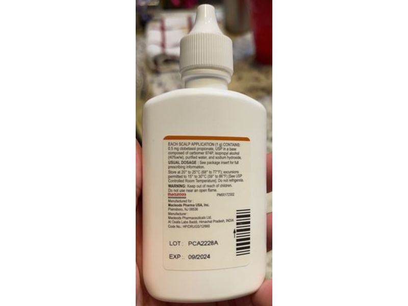 Clobetasol Propionate Solution, 0.05%, 50 mL Macleods (RX)
