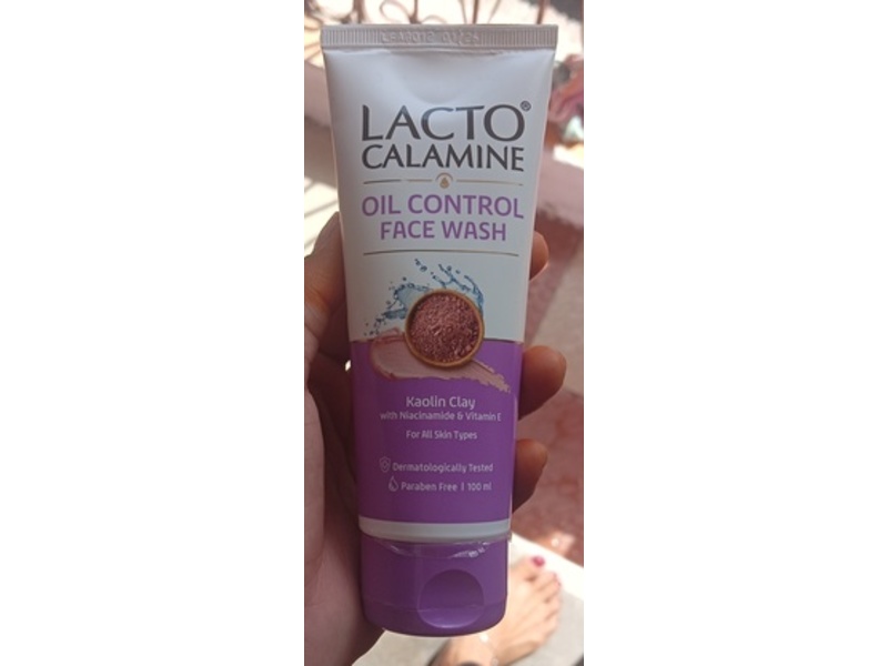 Lacto Calamine Oil Control Face Wash, Kaolin Clay, 100 mL, Pack Of 2