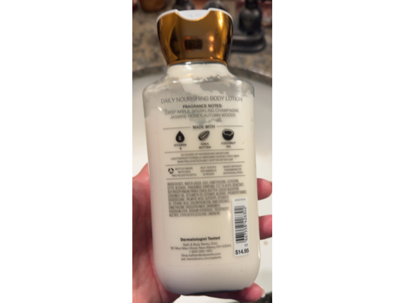 Bath & Body Works Daily Nourishing Body Lotion, Champagne Apple & Honey, 8 fl oz/236 mL, Pack Of 2