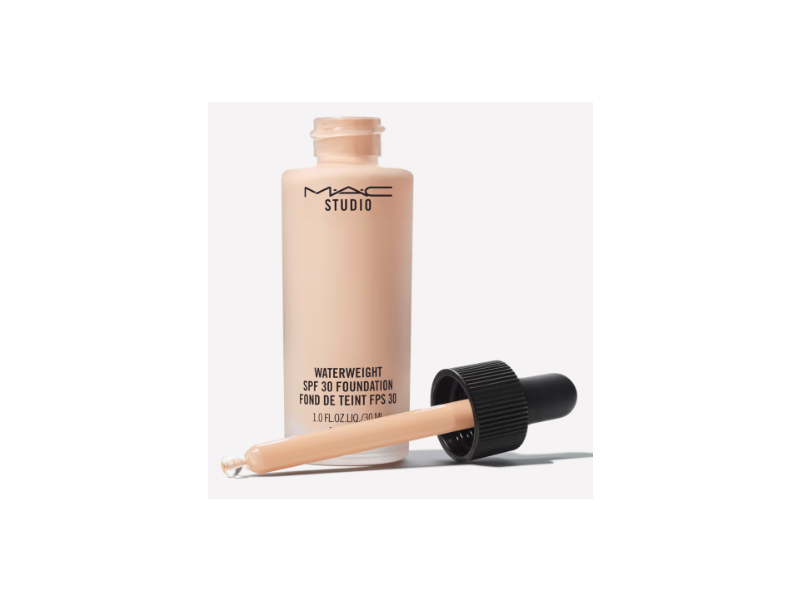 MAC Studio Waterweight Foundation, SPF 30, NW15, 1 fl oz/30 mL